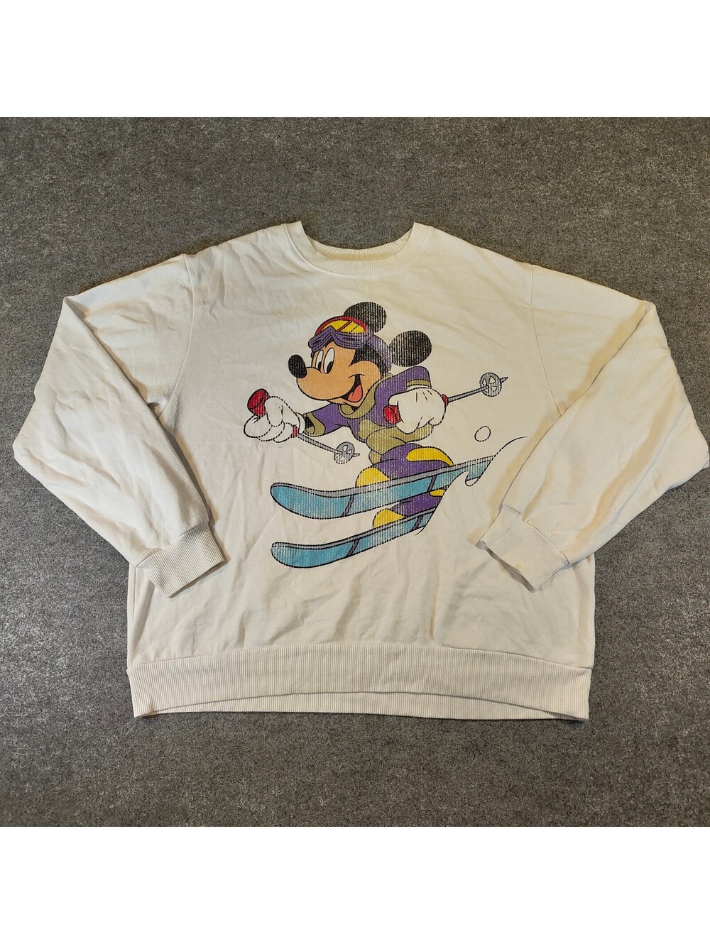 Vintage Style Disney Mickey Mouse Skiing Graphic Sweatshirt White XL Jerry Leigh